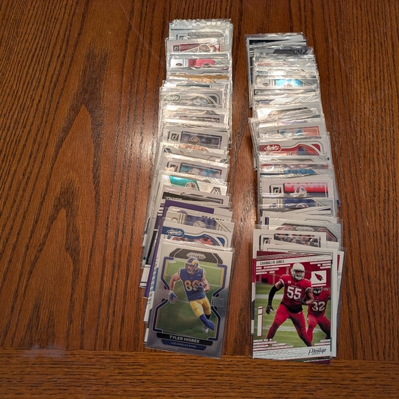 100 NFL Football Cards Lot 🏈 Football Trading Card Collection NFL Lot 🔥 - Picture 6 of 7